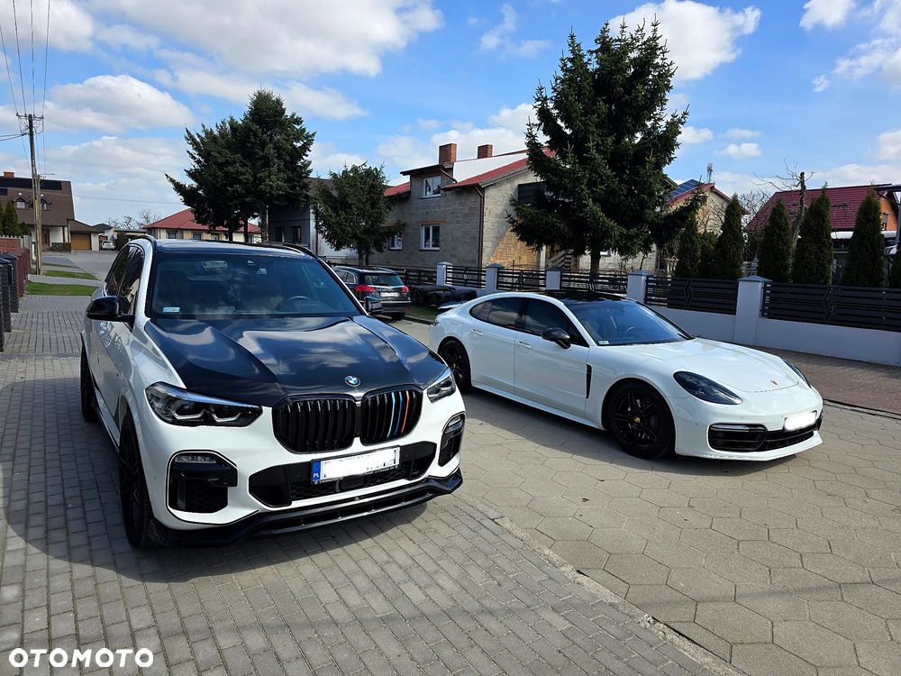 Porsche Panamera 4S - 25