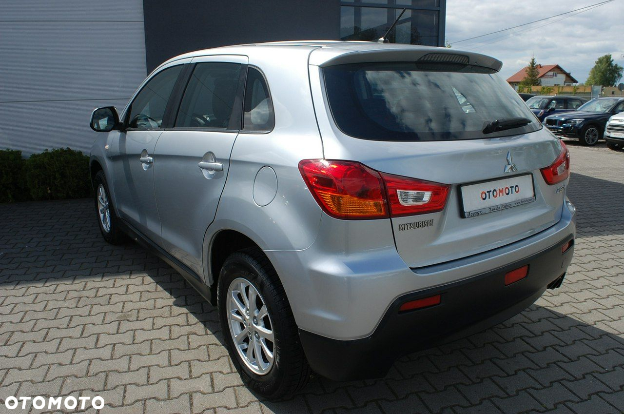 Mitsubishi ASX - 3