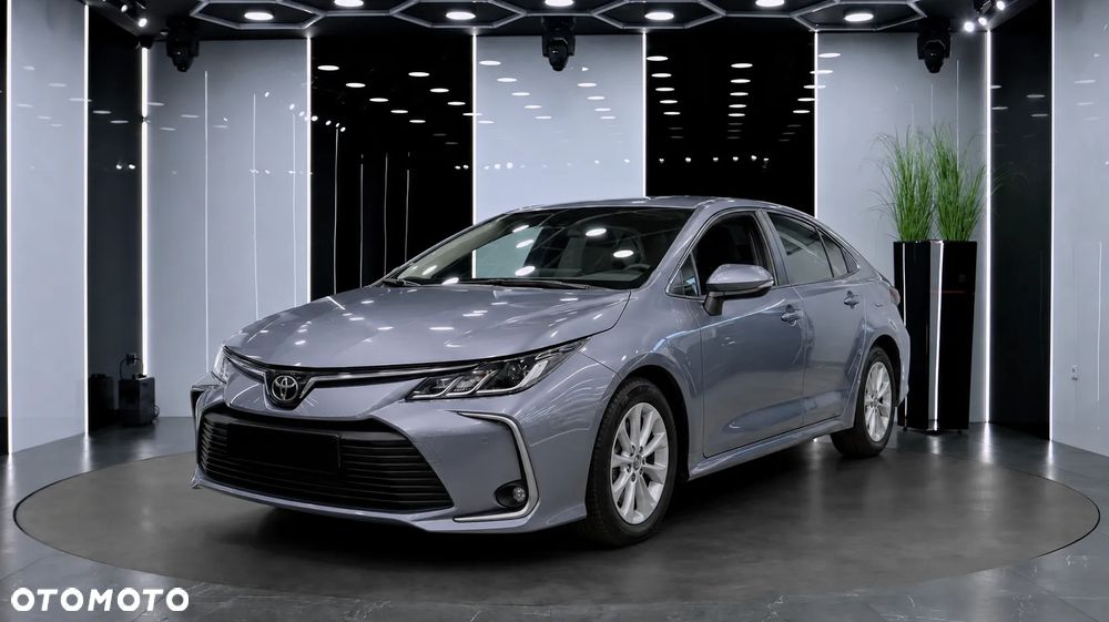 Toyota Corolla - 2