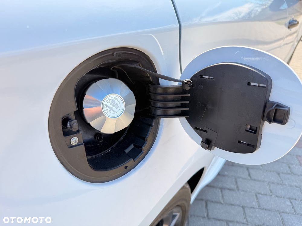 Alfa Romeo Giulietta 1750 TBi Veloce TCT - 20