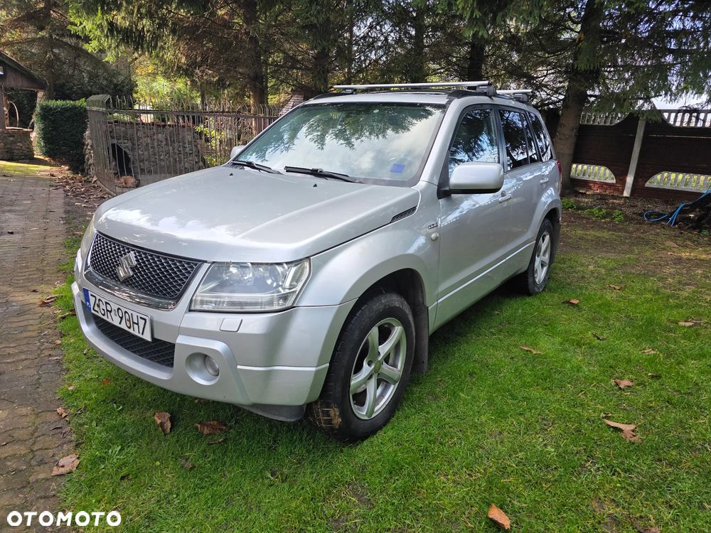 Suzuki Grand Vitara 1.9 DDiS Comfort + DPF Family - 1