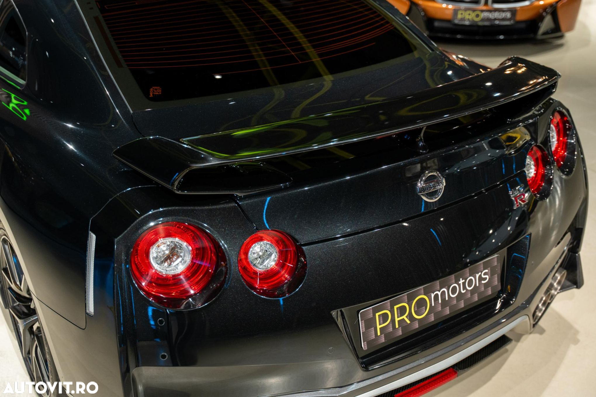 Nissan GT-R - 7