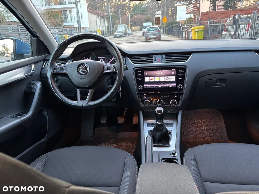 Skoda Octavia 1.6 TDI Ambition - 9