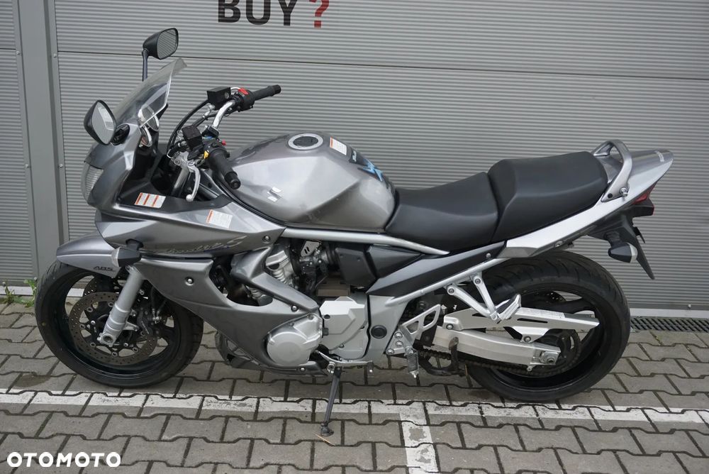 Suzuki Bandit - 11
