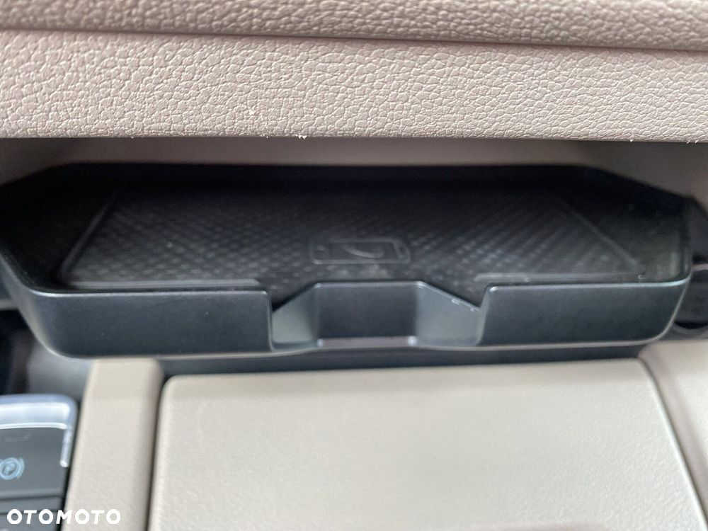 Volkswagen Multivan 2.0 TDI L2 DSG - 29