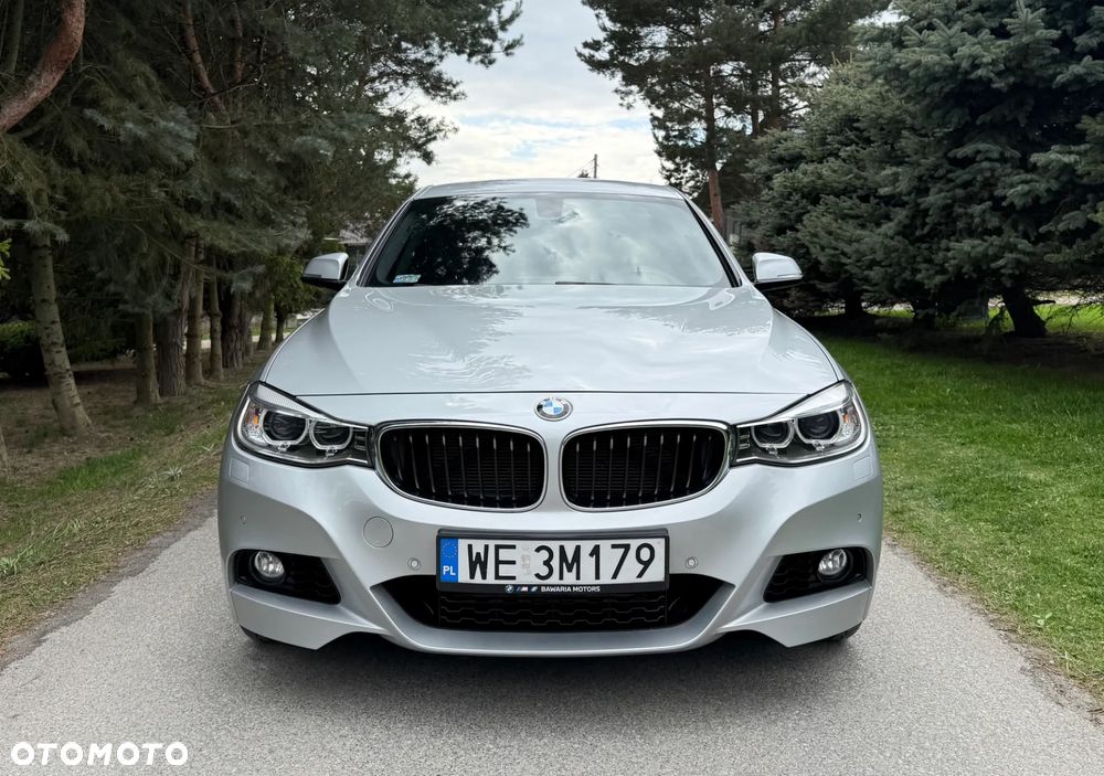 BMW 3GT 335i xDrive M Sport - 3