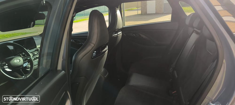 Hyundai i30 N 2.0 T-GDi Pack Performance 8DCT - 15