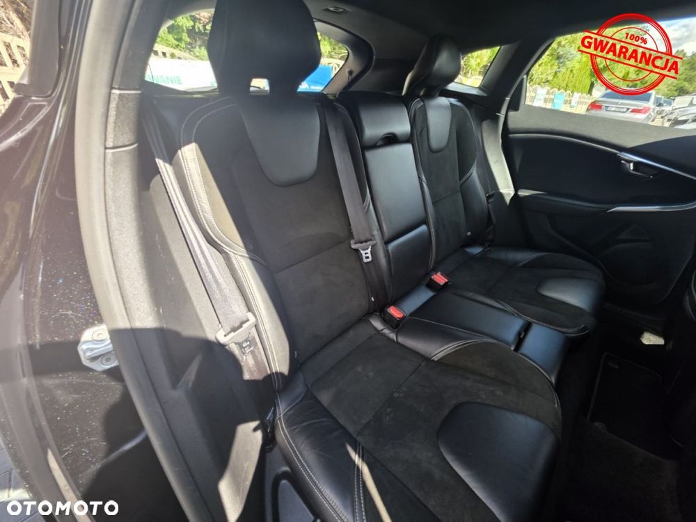 Volvo V40 D2 Drive-E R-Design Kinetic - 22