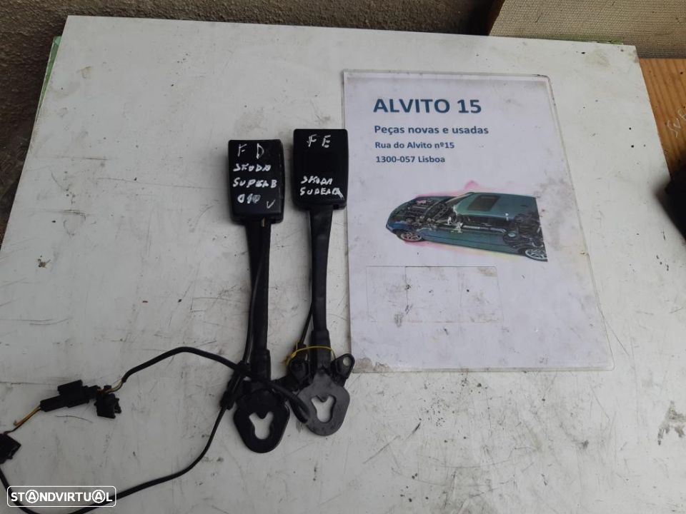 pretensores da frente  Skoda Superb 2010 - 1
