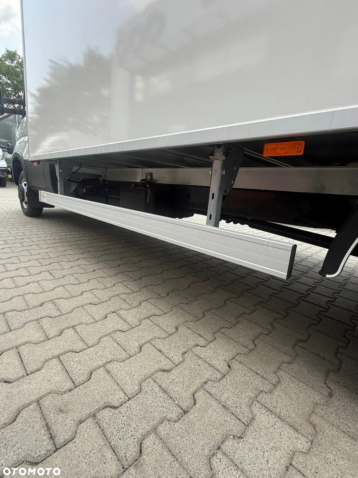 Iveco 50C16H3,0Z  KAT. B WERSJA WZMOCNIONA Z WINDĄ - 19