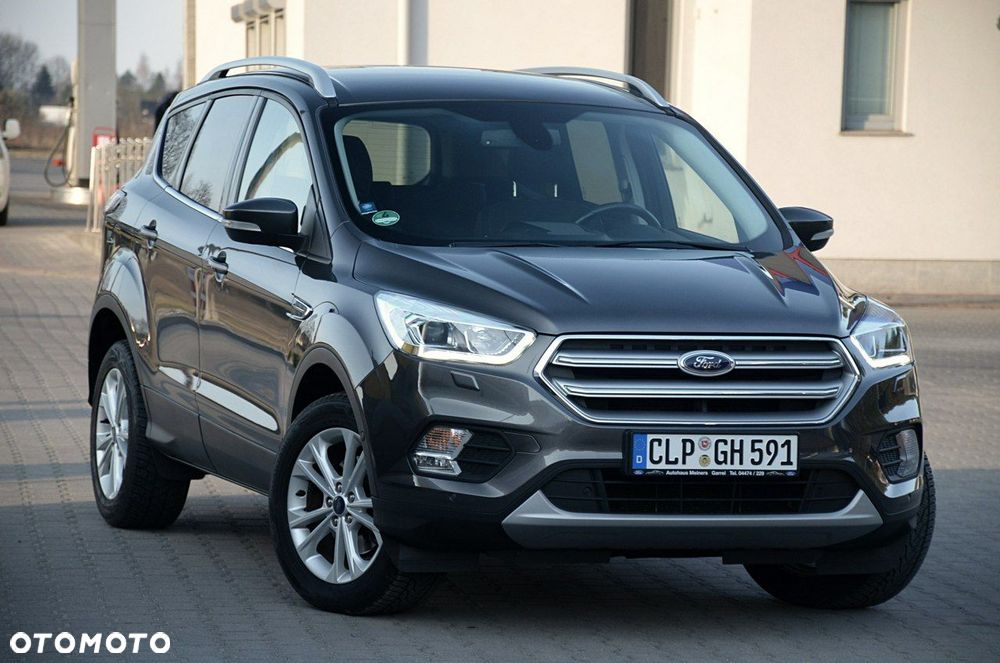 Ford Kuga - 1
