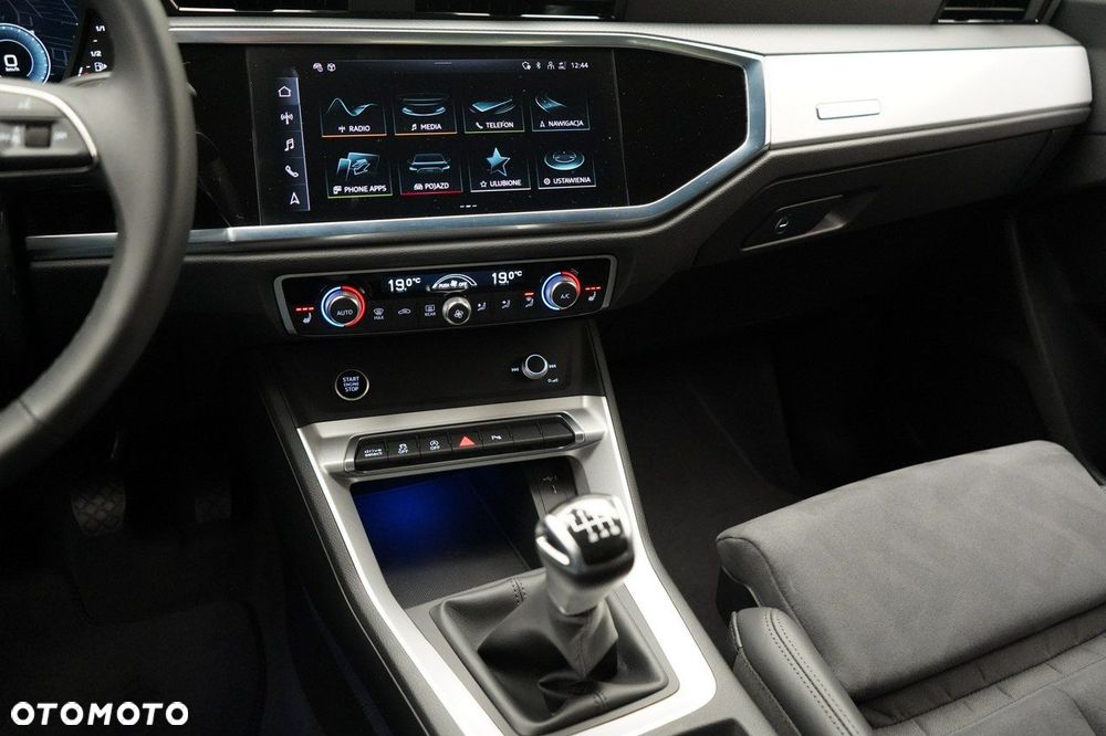 Audi Q3 Sportback - 28