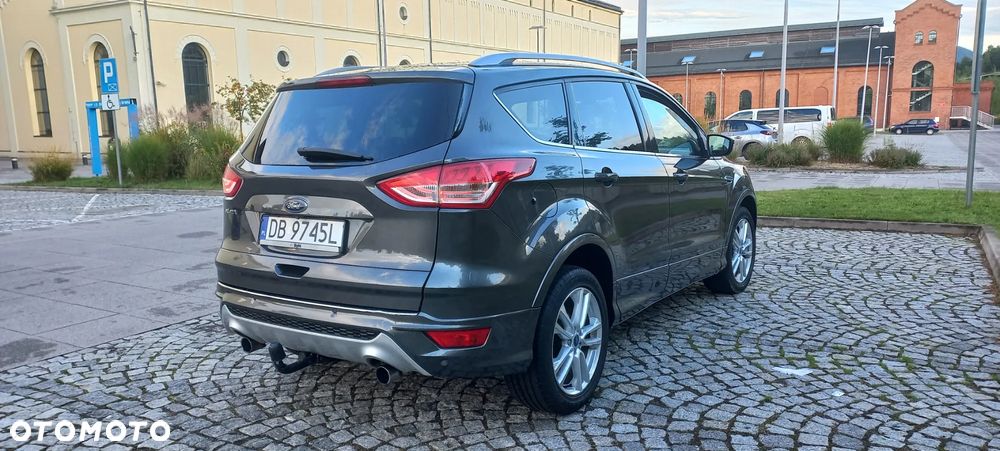 Ford Kuga 1.5 EcoBoost 4x4 Titanium - 4