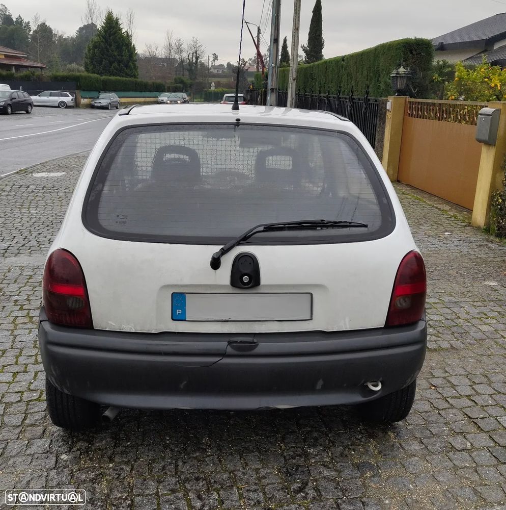 Opel Corsa 1.5 TD - 2