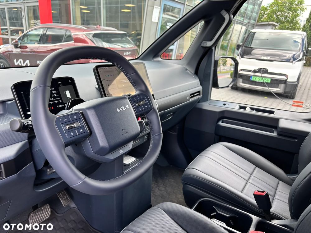 Kia PV5 - 13
