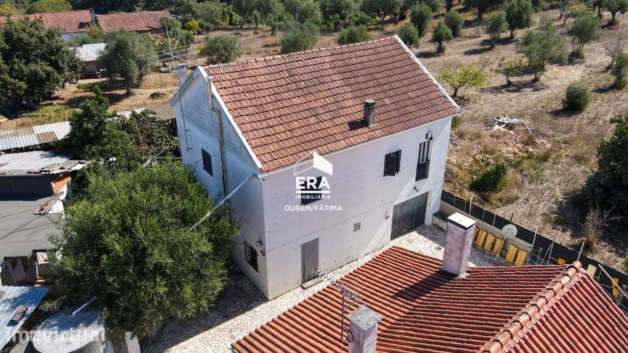Moradia T6 localizada nas Louçãs, Ourém - Grande imagem: 3/31