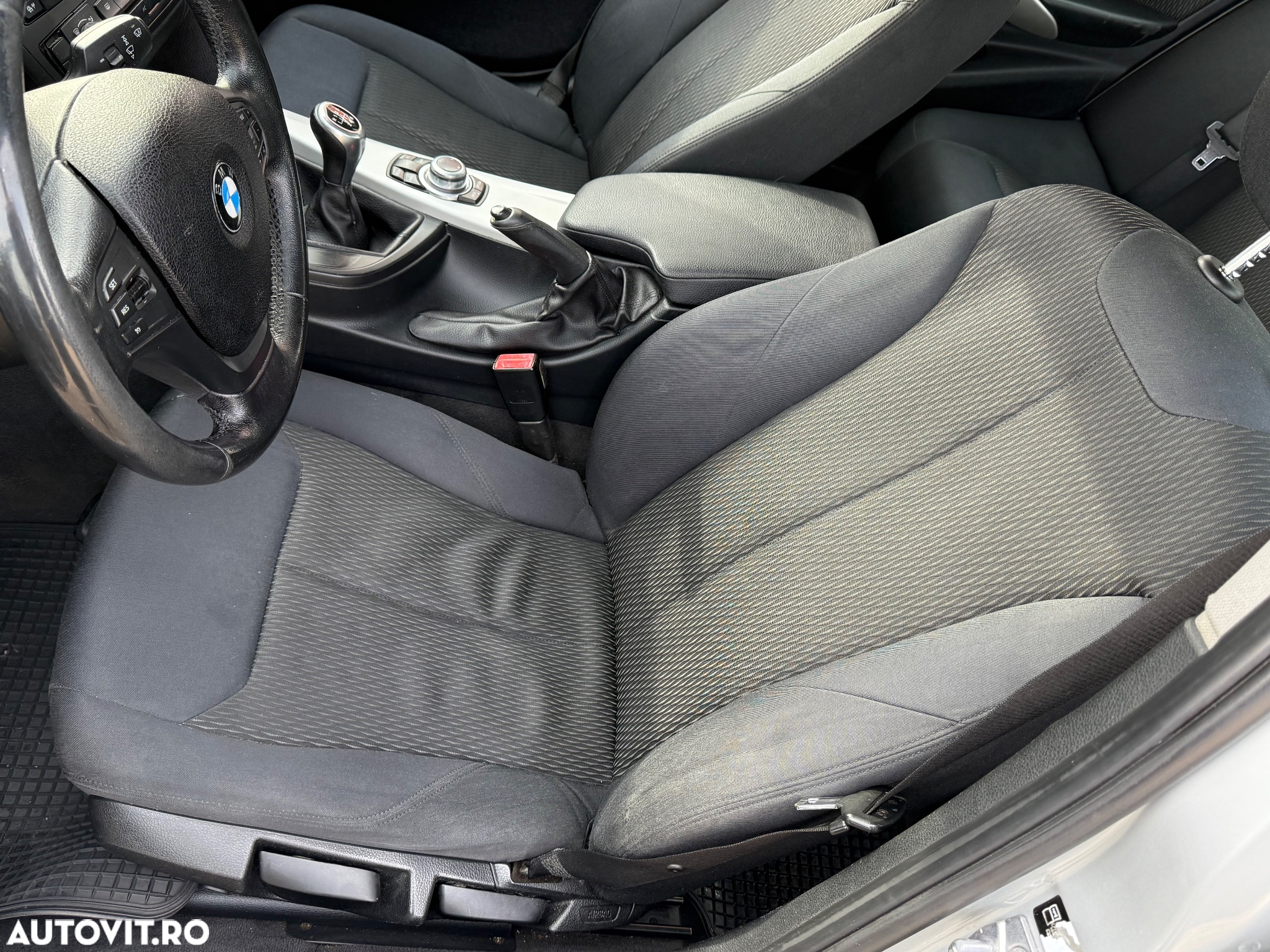 BMW Seria 3 318d Blue Performance - 11