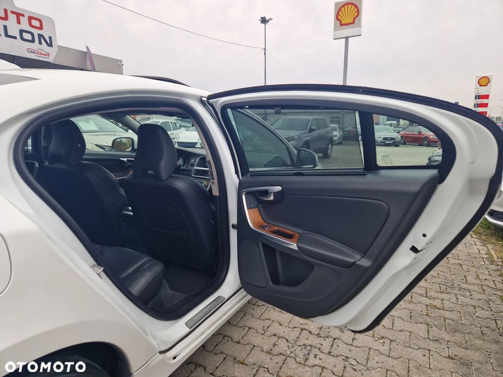 Volvo S60 - 32