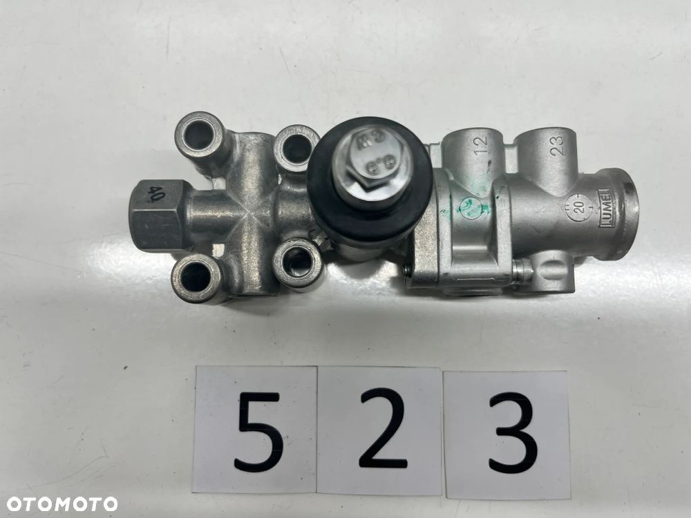 Zawór poziomujący Haldex 612032001, Mercedes LK/LN2, MK, SK, NG - 2
