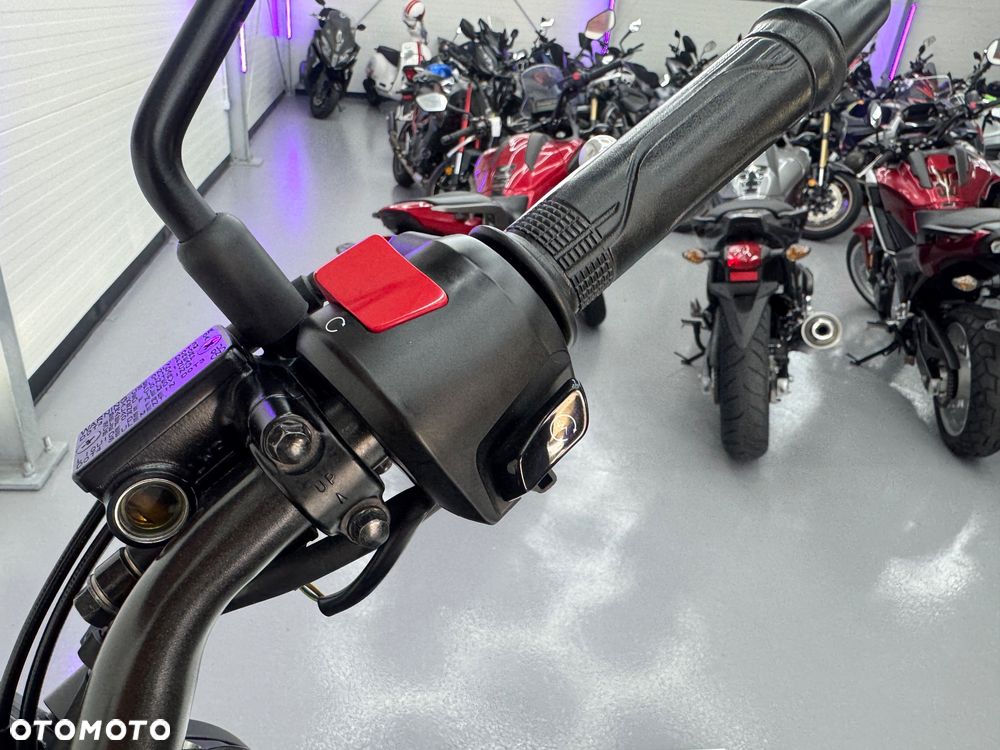 Honda CB - 25