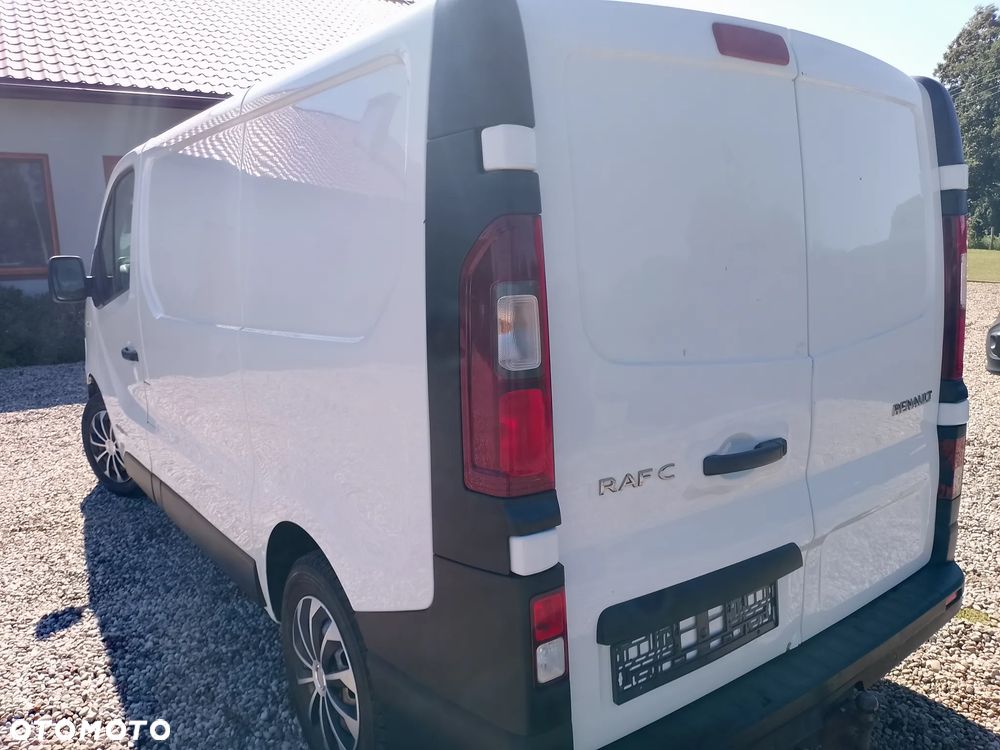 Renault Trafic - 14