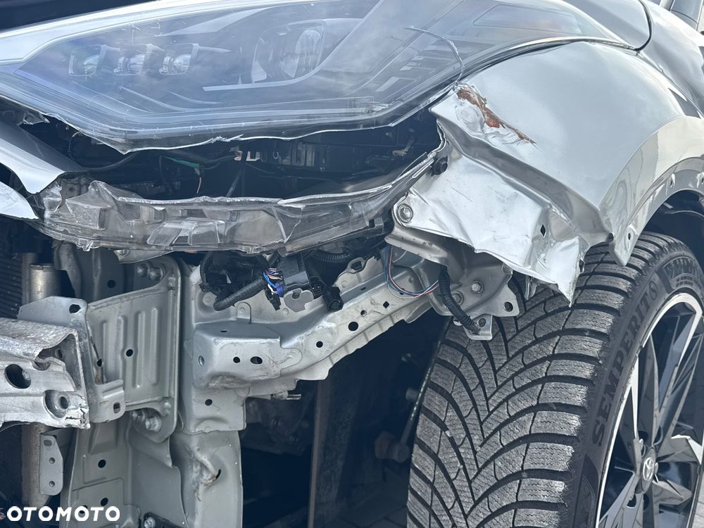 Toyota C-HR 1.8 Hybrid GPF GR Sport - 12