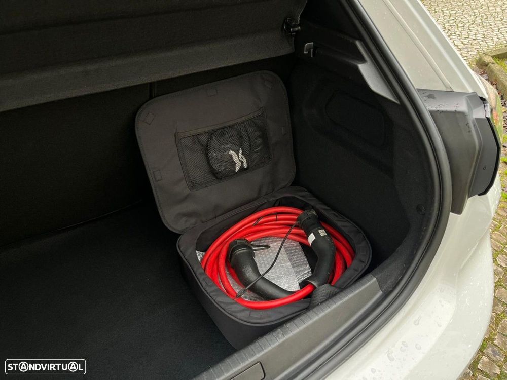 Peugeot e-208 50 kWh SE Style - 21