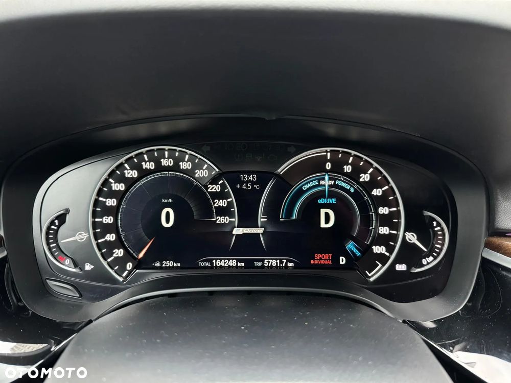 BMW Seria 5 530e - 21