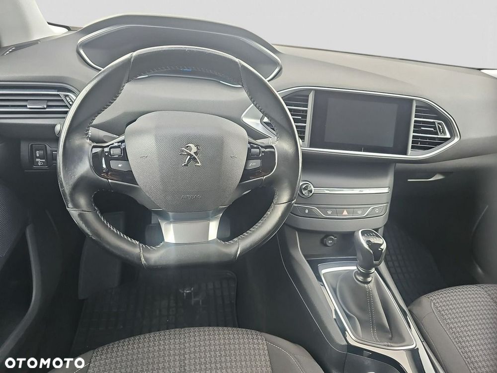 Peugeot 308 - 9