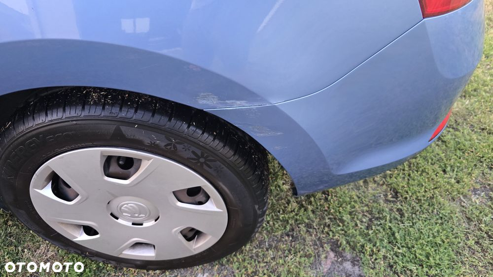 Skoda RAPID 1.6 TDI DPF Ambition - 5