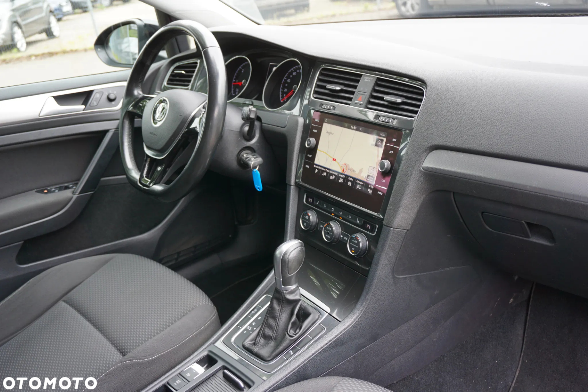 Volkswagen Golf Variant 1.6 TDI SCR DSG Trendline - 17