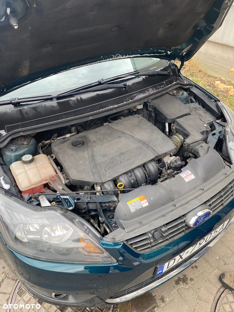 Ford Focus 1.8 Titanium - 8