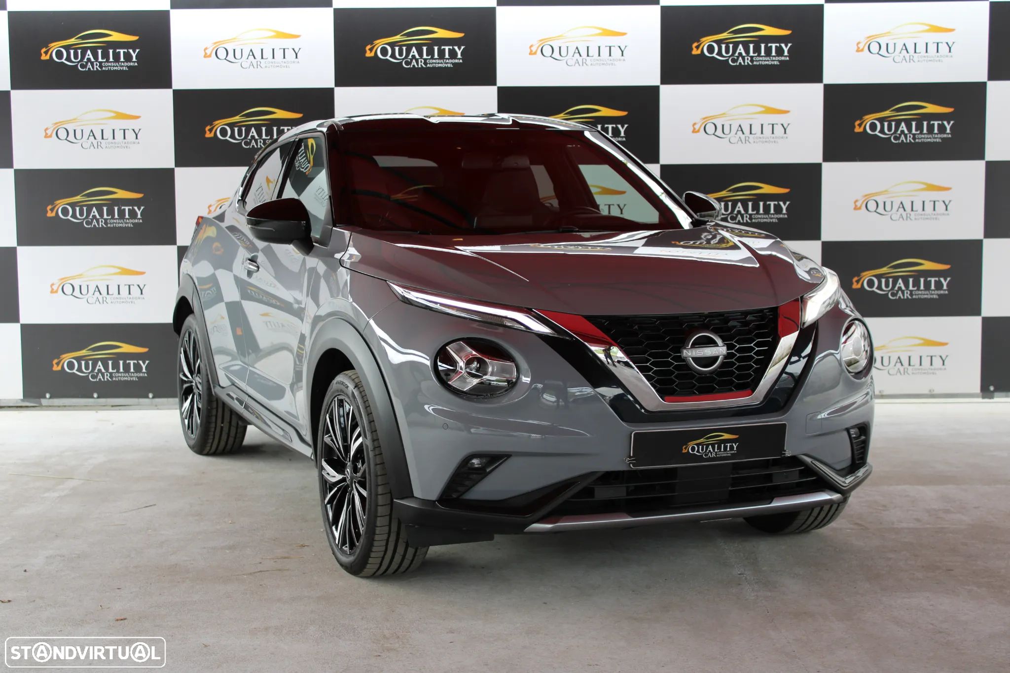 Nissan Juke 1.0 DIG-T N-Connecta - 1