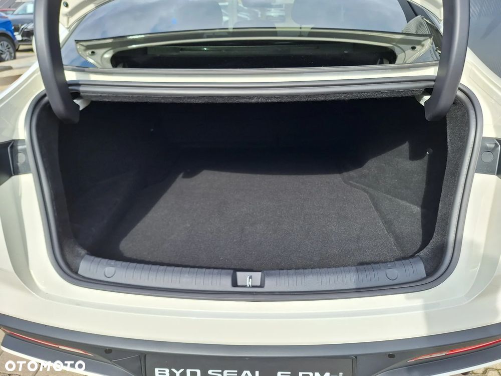 BYD Seal 6 - 10