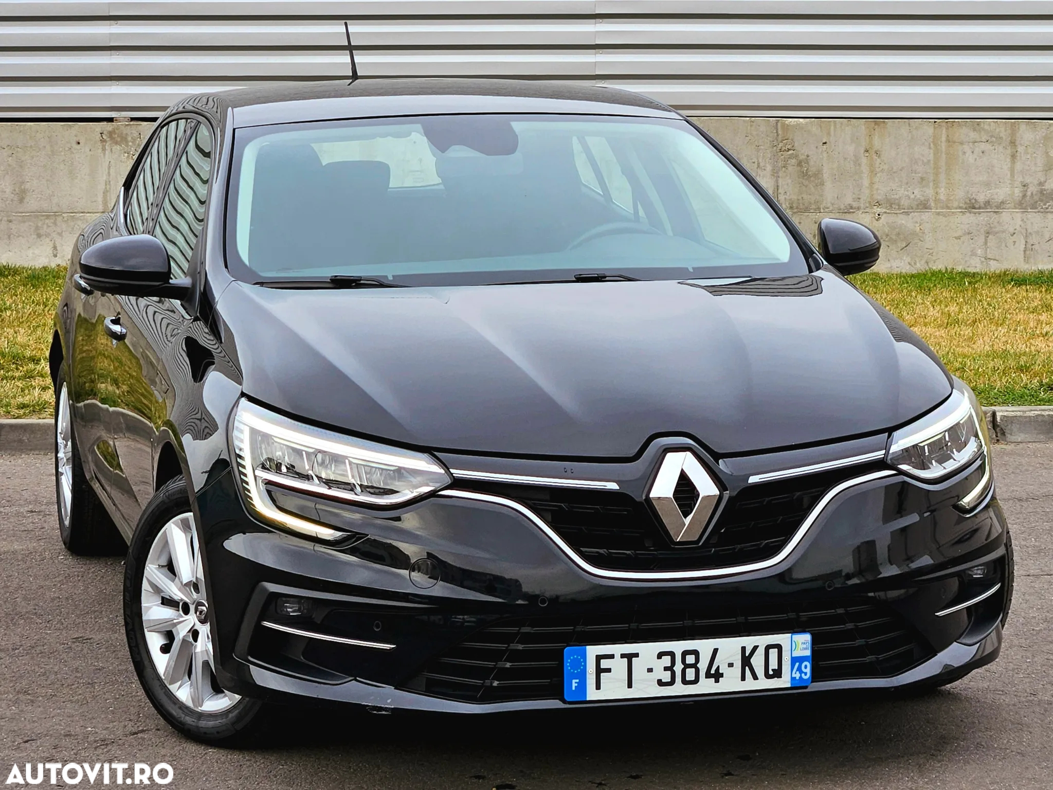 Renault Megane BLUE dCi 115 EDC BUSINESS EDITION - 14