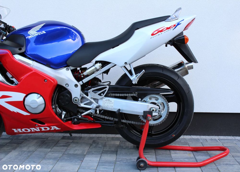 Honda CBR - 9