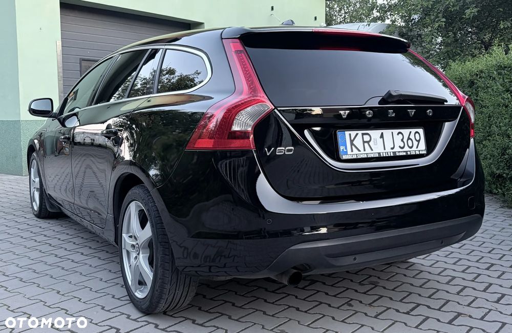 Volvo V60 D3 Summum - 3