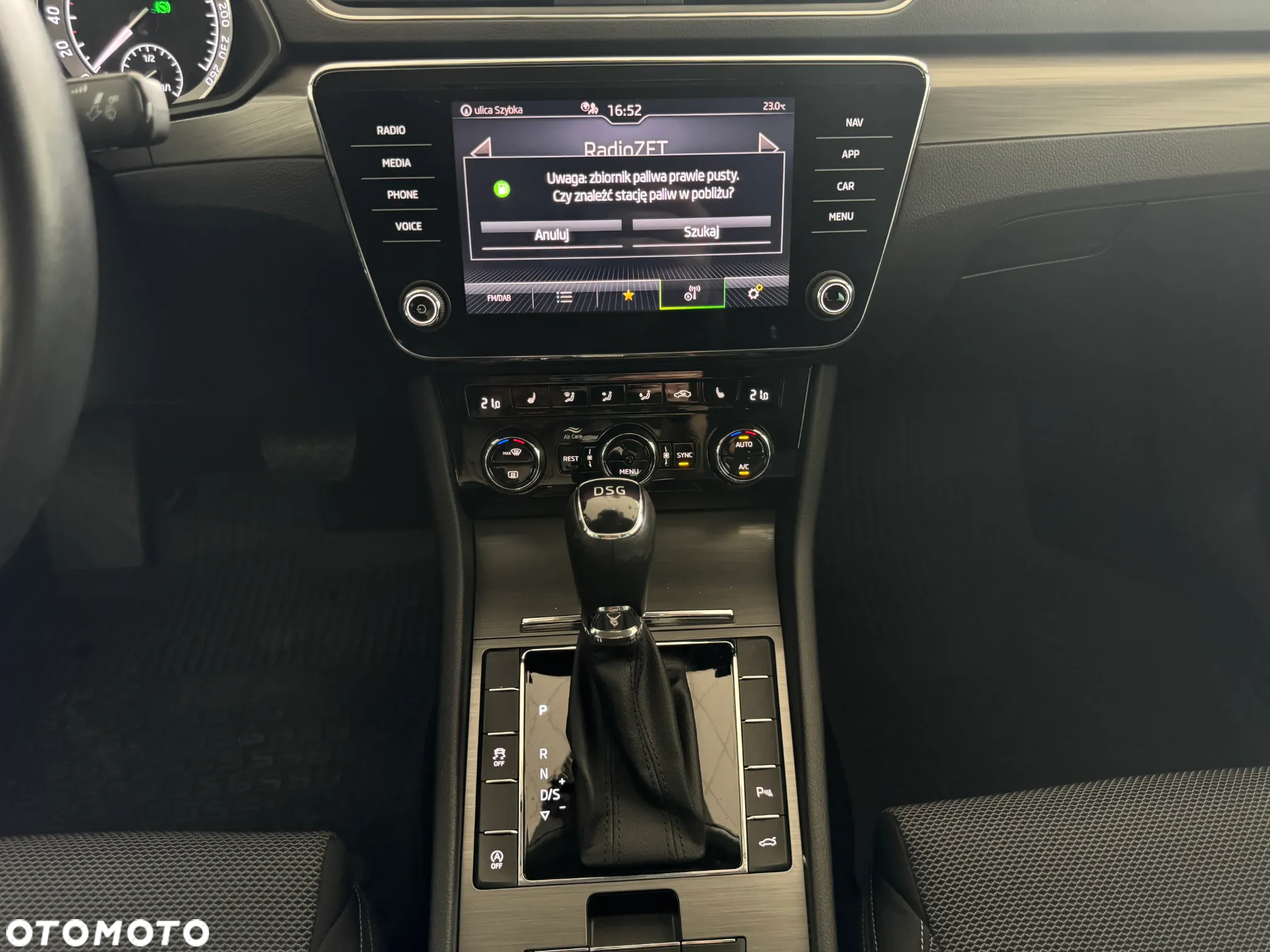 Skoda Superb 2.0 TSI Style DSG - 30