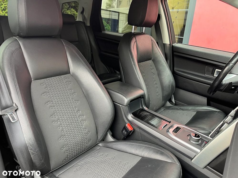 Land Rover Discovery Sport TD4 HSE Luxury - 20