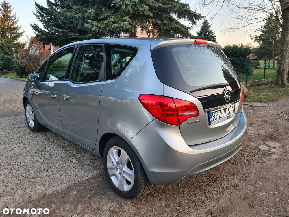Opel Meriva - 14