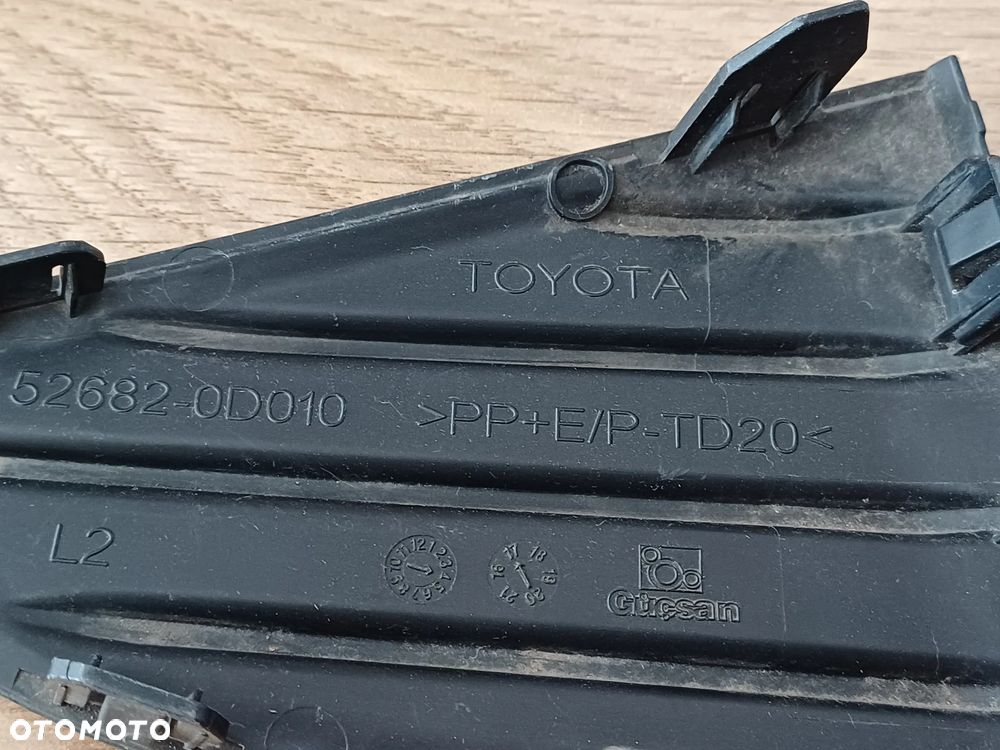 TOYOTA YARIS III 15-> LIFT2  KRATKA ZDERZAKA LEWA TYŁ ORYGINAŁ 526820D010 WYSYŁKA 24H - 4