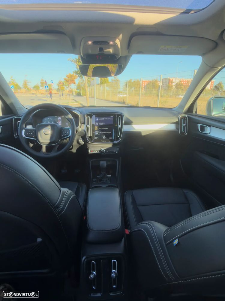 Volvo XC 40 1.5 T3 Momentum Plus - 16