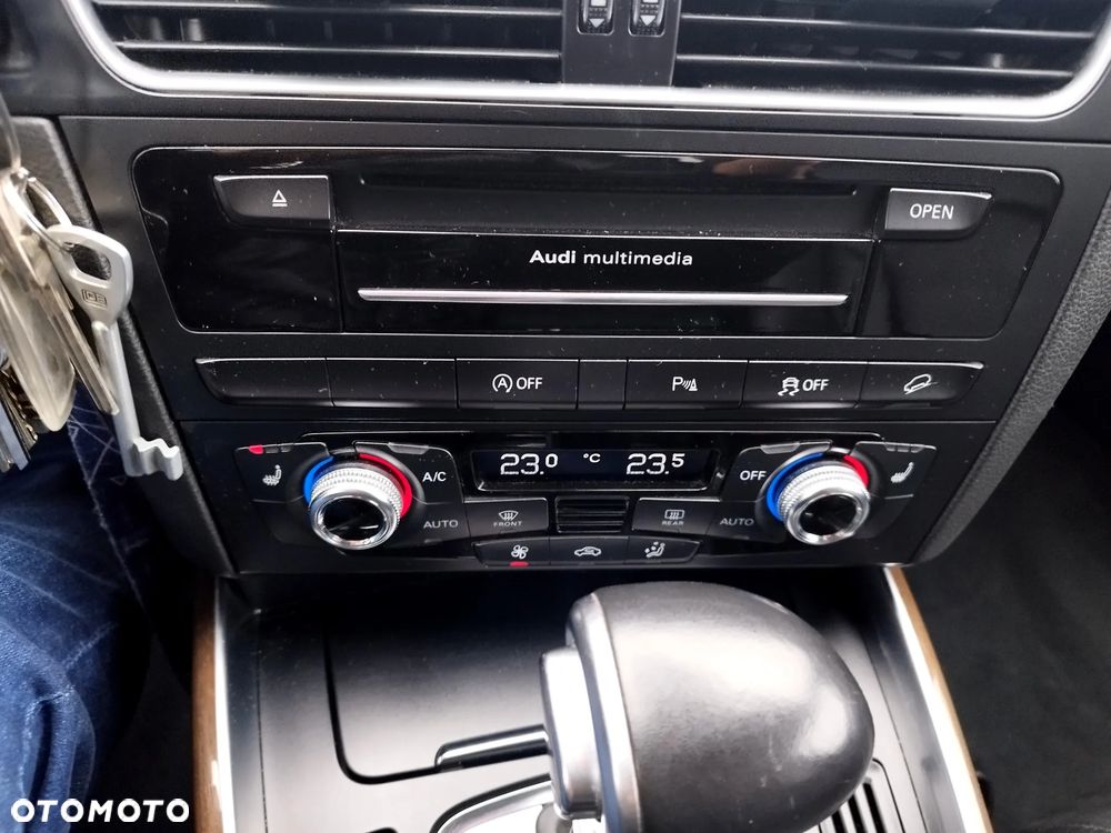 Audi Q5 2.0 TDI quattro S tronic - 38