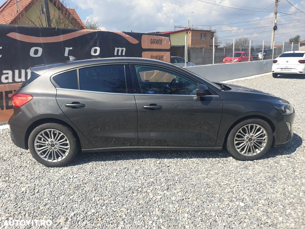 Ford Focus 1.0 EcoBoost Titanium - 4