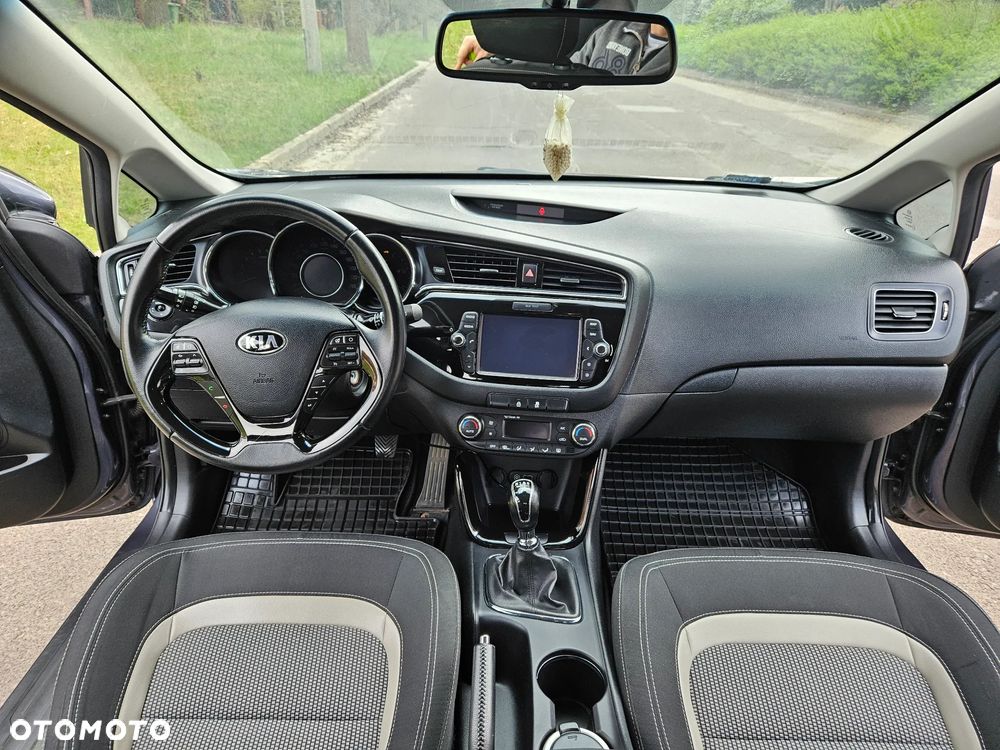 Kia Ceed 1.6 CRDi L Business Line - 21