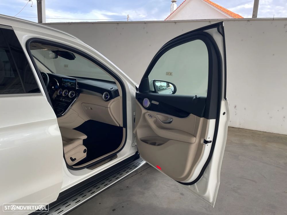 Mercedes-Benz GLC 300 de 4Matic 9G-TRONIC Edition Avantgarde - 23