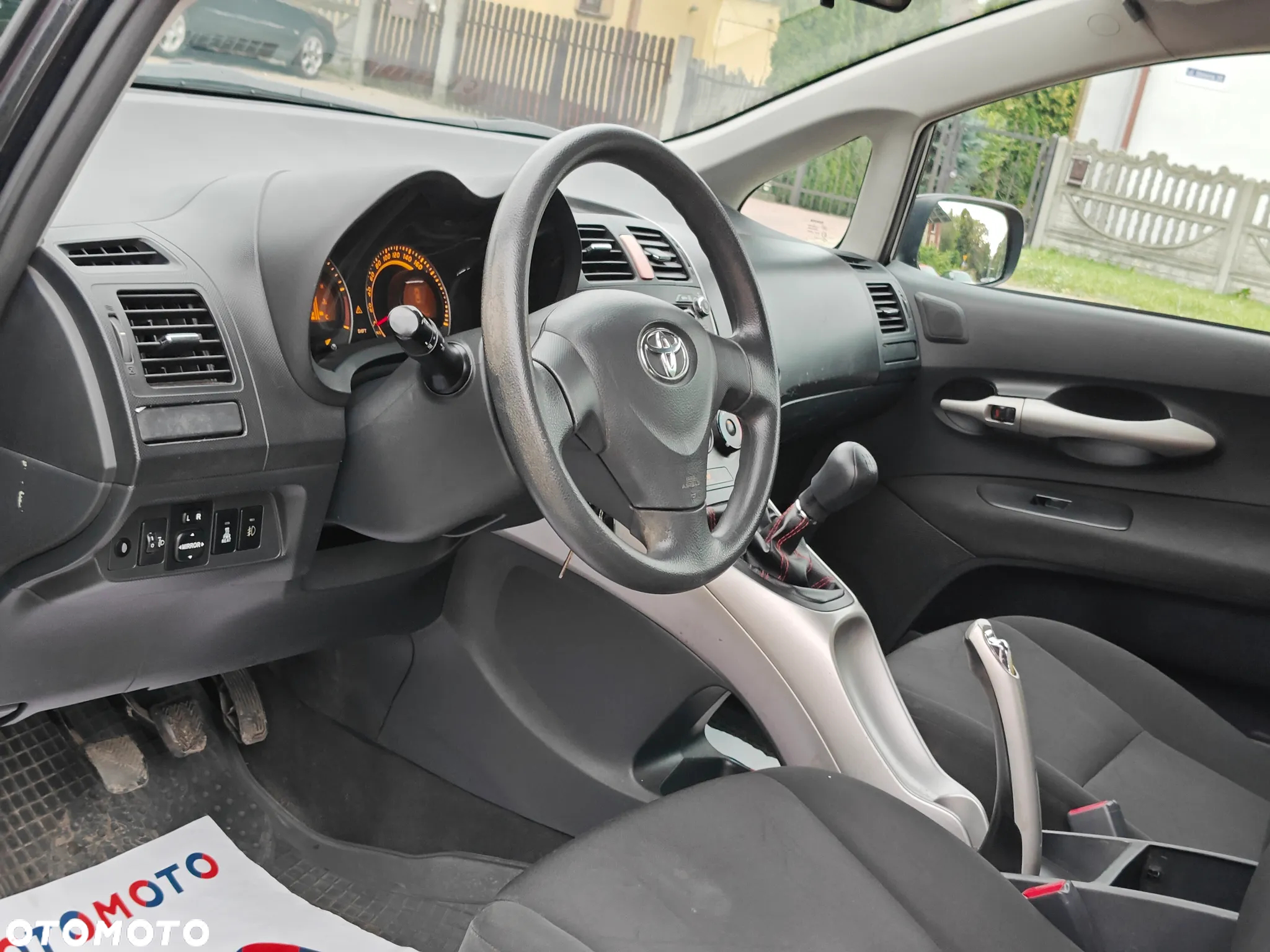 Toyota Auris 1.4 D-4D Luna - 7