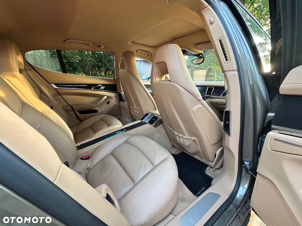 Porsche Panamera Diesel - 18