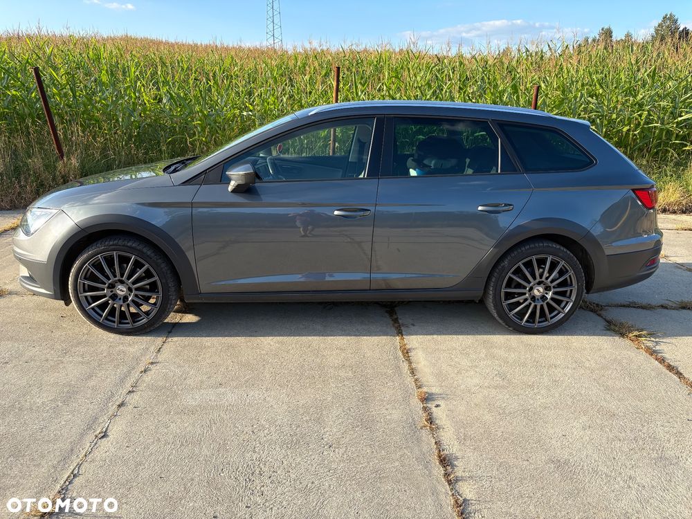 Seat Leon 2.0 TDI X-Perience S&S 4Drive - 6