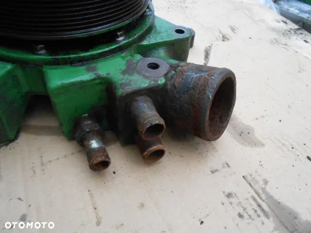 Pompa wody 6068TRW01 John Deere 7600 - 5